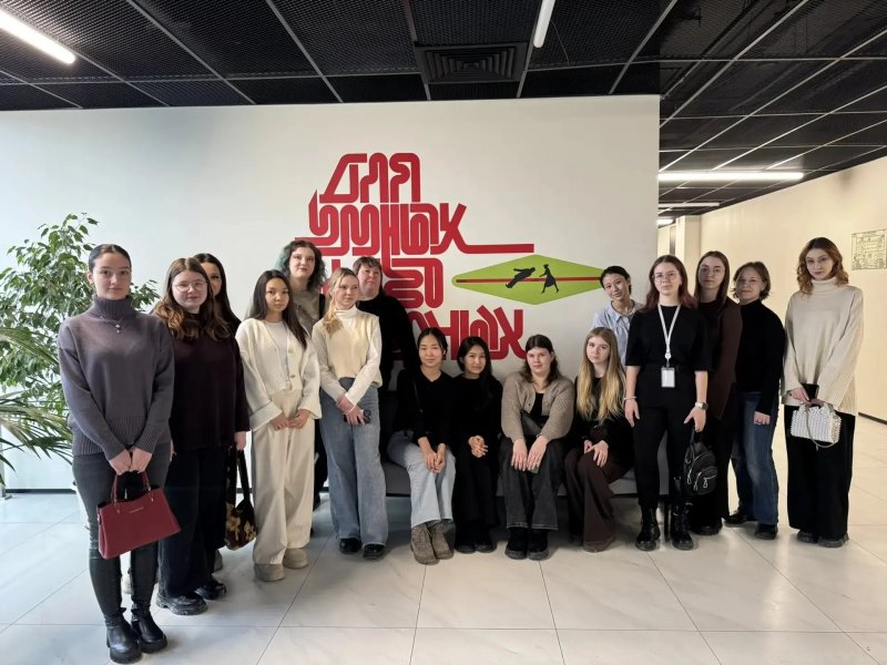 «Не становись дроппером!»: студентам колледжа рассказали, как «быстрые» 5 000 рублей могут стоить свободы.